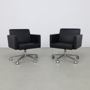 2x Armchair on Wheels Leather Poltrona Frau (set price)