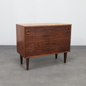 Elegant Mid-Century Modern Rosewood Sideboard Scandinavia 1960s